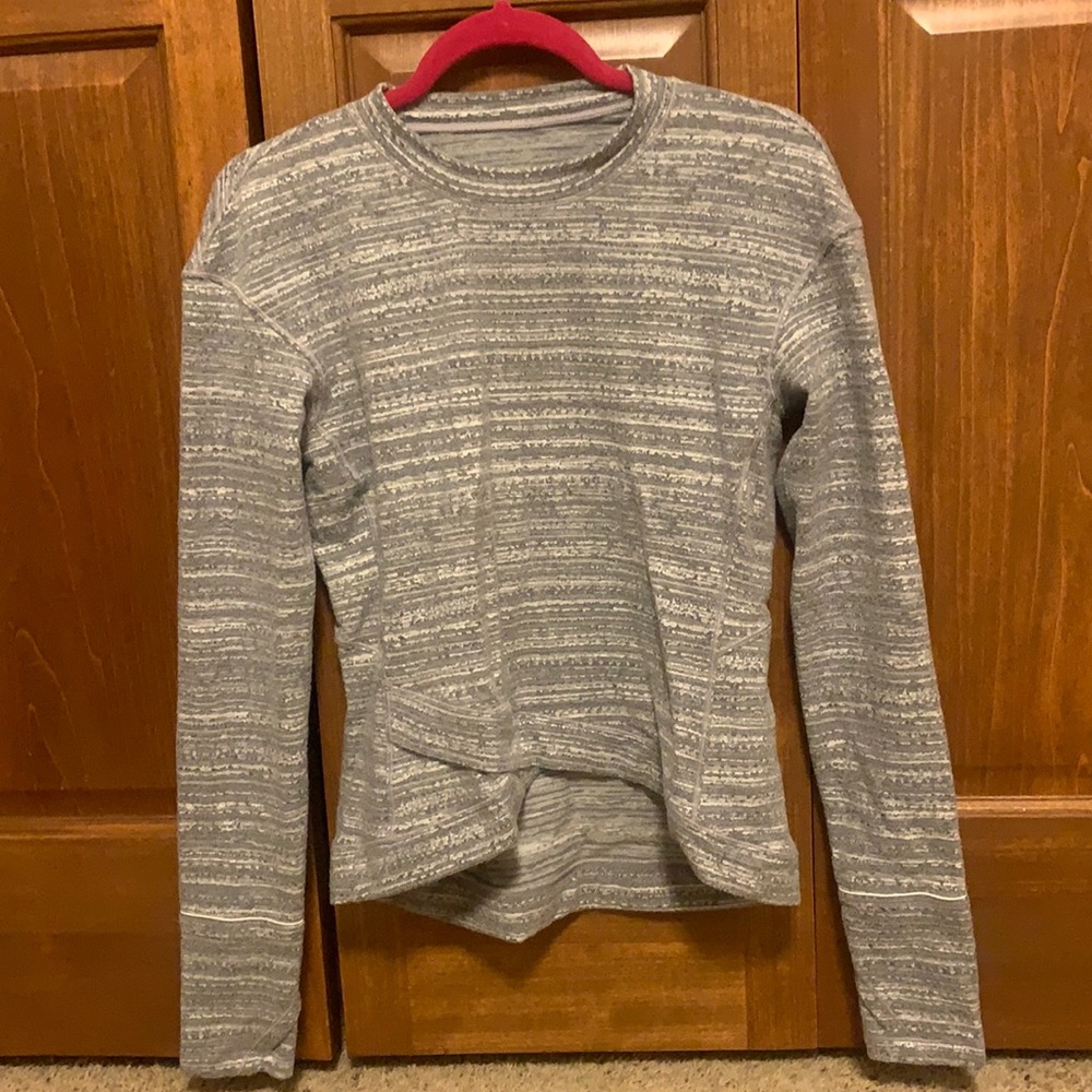 Lululemon long sleeve sweater